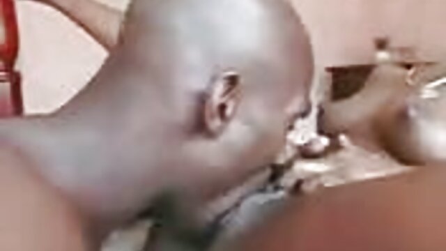 Geslacht geen registratie  Pijpende geschoren lul massage porno hd door een man