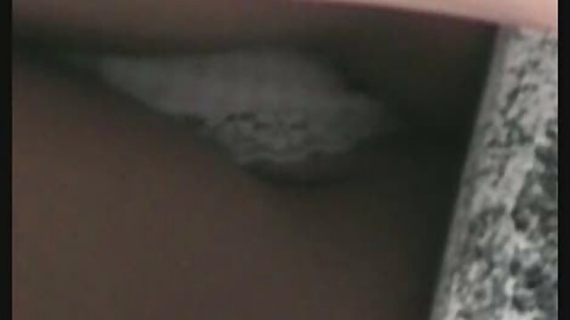 Geslacht geen registratie  Sexy Latina met kleine porno hd soft borsten